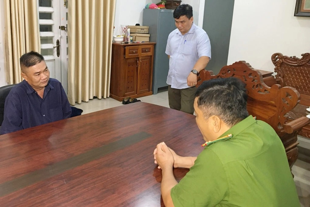 Vụ trục lợi bảo hiểm ở Đồng Nai: Khởi tố kẻ giả danh công an - 1 Vụ trục lợi bảo hiểm ở Đồng Nai: Khởi tố kẻ giả danh công an - 1
