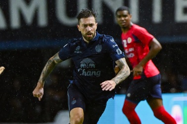 Báo Đông Nam Á bất ngờ khi Buriram ngược dòng thắng CLB Công an Hà Nội