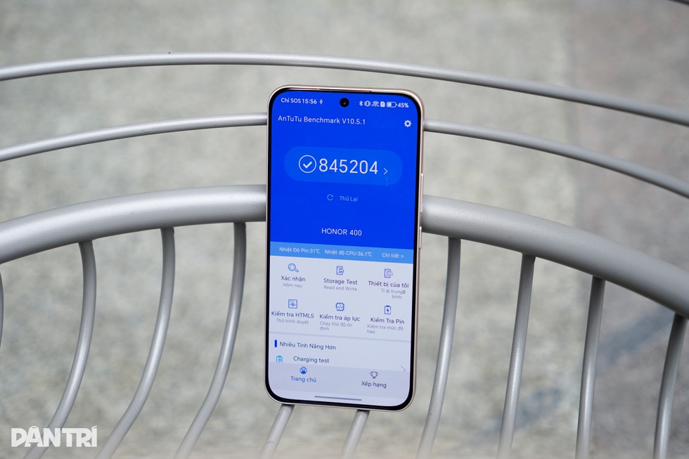 Đánh giá Honor 400: Hiệu suất tốt, AI đa dạng nhưng còn hạn chế về thiết kế - 30