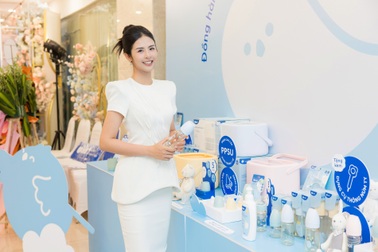 Hoa hậu Ngọc Hân xinh đẹp tại sự kiện ra mắt hệ sinh thái dành cho mẹ và bé