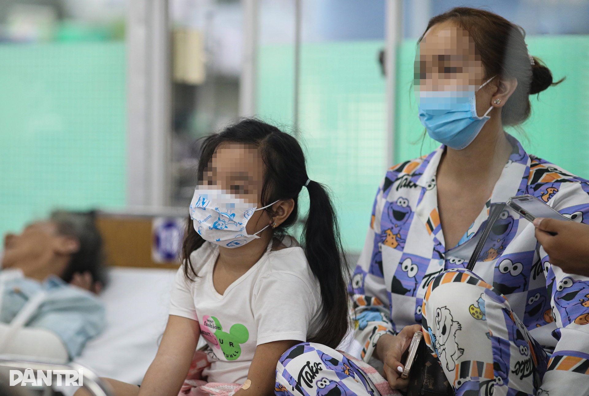 Nước mắt người đàn ông lâm nạn khi sắp về với vợ con: Tôi mất Tết rồi - 4 Nước mắt người đàn ông lâm nạn khi sắp về với vợ con: Tôi mất Tết rồi - 4
