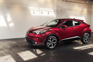 Người Nhật đang thích xe gì của Toyota nhất?