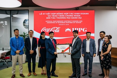 Coca-Cola Việt Nam hợp tác với Tập đoàn IPP cùng thúc đẩy phát triển kinh tế - xã hội bền vững