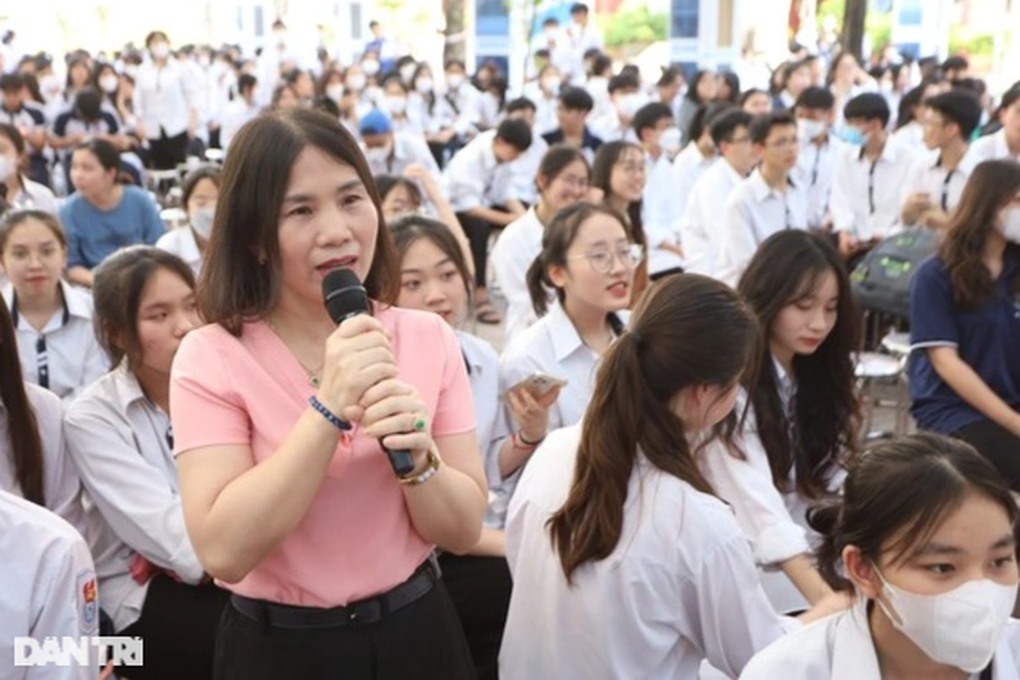 Càng im lặng thì bạo lực, cô lập càng tiếp diễn và nghiêm trọng - 2 Càng im lặng thì bạo lực, cô lập càng tiếp diễn và nghiêm trọng - 2