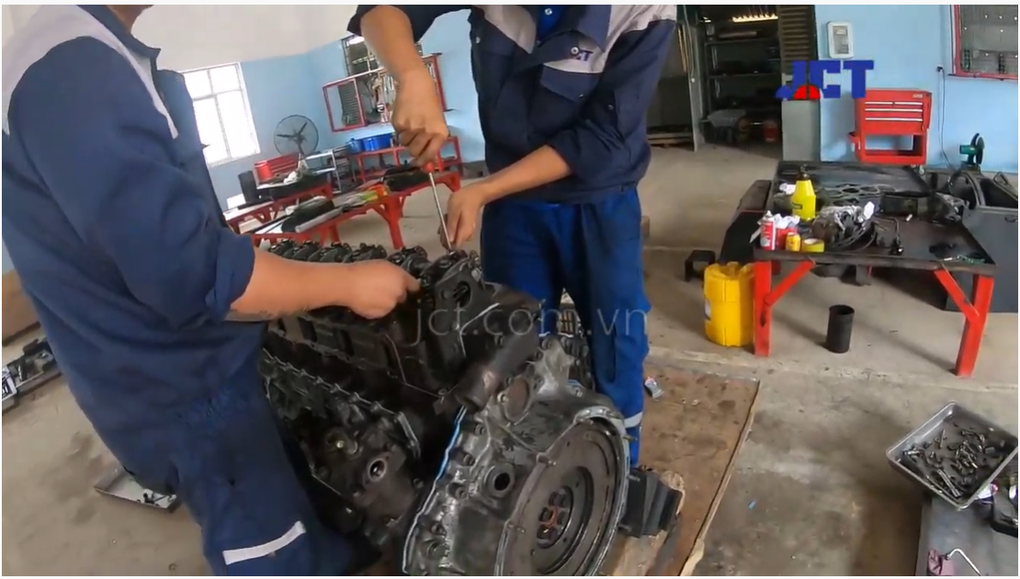 JCT Việt Nam - hành trình 7 năm với đôi bàn tay đen và trái tim đỏ - 2 JCT Việt Nam - hành trình 7 năm với đôi bàn tay đen và trái tim đỏ - 2