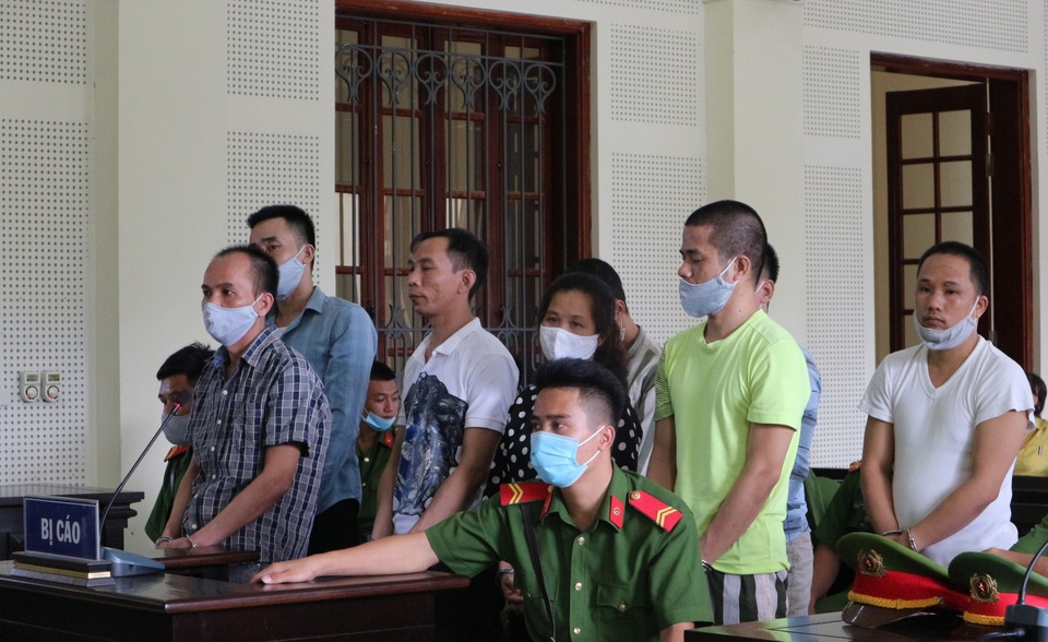 Trùm ma túy trốn truy nã ôm lựu đạn cố thủ khi công an vây bắt - 2 Trùm ma túy trốn truy nã ôm lựu đạn cố thủ khi công an vây bắt - 2