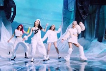 Blackpink trở lại và lập loạt kỷ lục với MV mới ra mắt