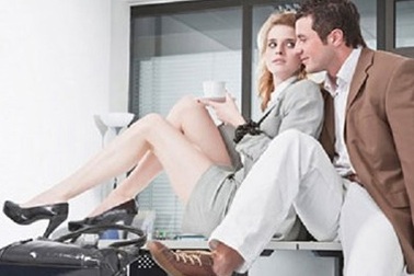 Bình thản nghe vợ thú tội ngoại tình