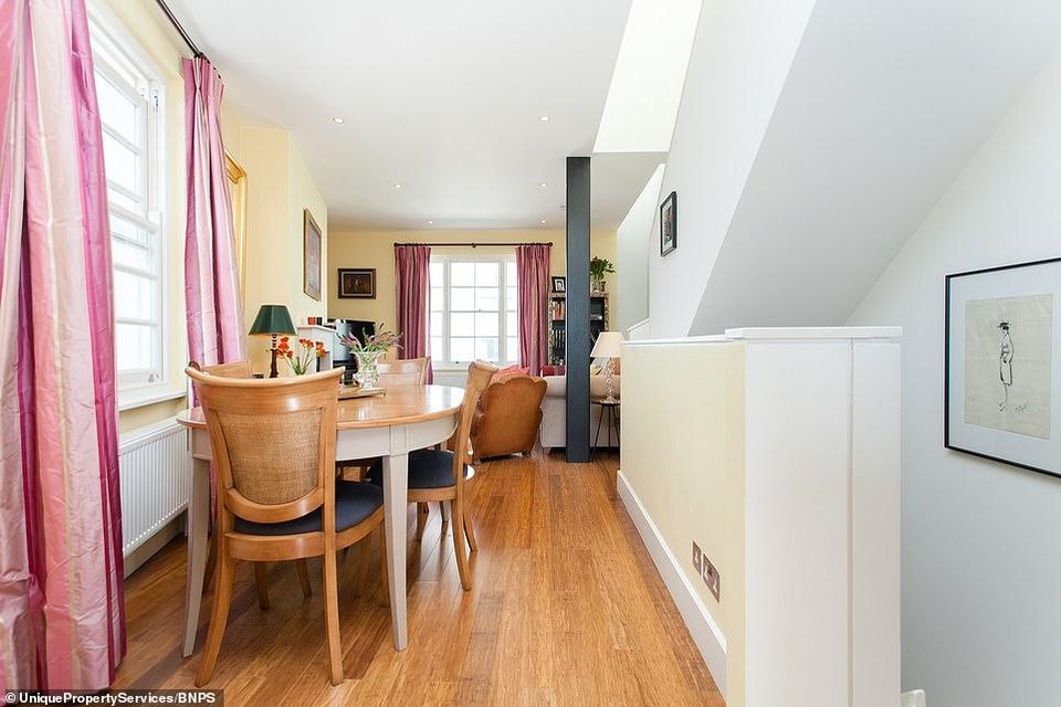Nhà mỏng nhất London gây sốc khi được rao bán với giá hơn 55 tỷ đồng - 4 Nhà mỏng nhất London gây sốc khi được rao bán với giá hơn 55 tỷ đồng - 4