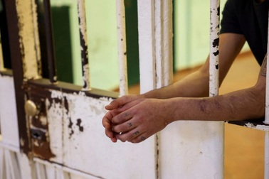 Italy cân nhắc thả 10.000 tù nhân vì nhà giam quá tải