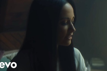 Kacey Musgraves - Space Cowboy