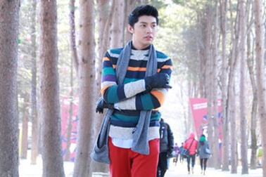 Noo Phước Thịnh chờ mưa tan tại Hàn Quốc