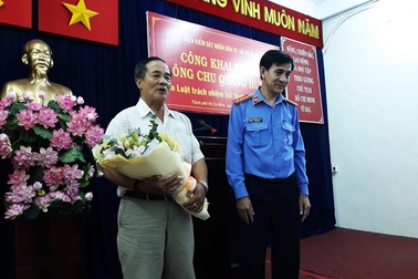 Bị oan 10 năm, người đàn ông ở Sài Gòn đòi... 1 đồng danh dự