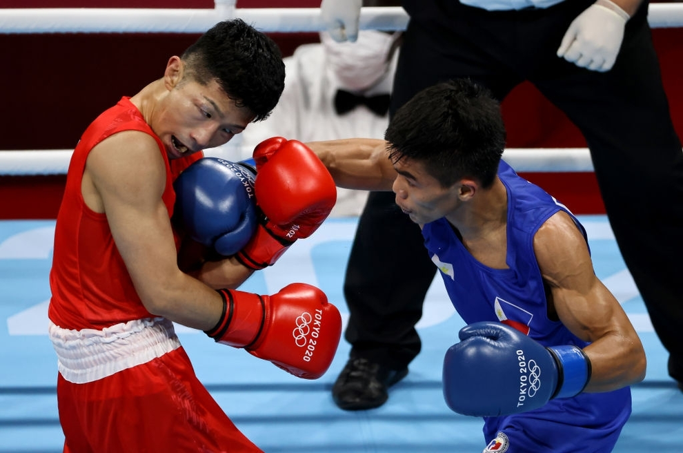 Võ sĩ Nhật Bản từng ngồi xe lăn, thua tan tác ở trận bán kết boxing - 2 Võ sĩ Nhật Bản từng ngồi xe lăn, thua tan tác ở trận bán kết boxing - 2
