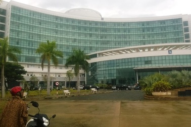 Tặng sữa hết hạn sử dụng cho bệnh nhân ung thư