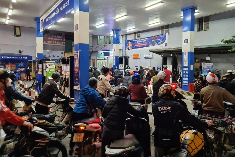 Trước giờ đăng đàn của Bộ trưởng: Hàng loạt vấn đề xăng dầu nóng rẫy - 5