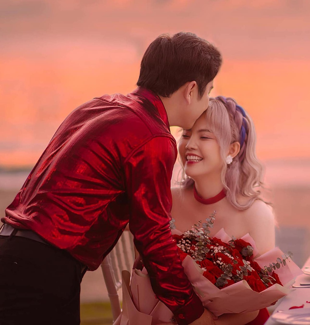 Đám cưới của ca sĩ Bằng Cường - Bảo Anh: Cô dâu nổi bật với màu tóc tím - 12 Đám cưới của ca sĩ Bằng Cường - Bảo Anh: Cô dâu nổi bật với màu tóc tím - 12