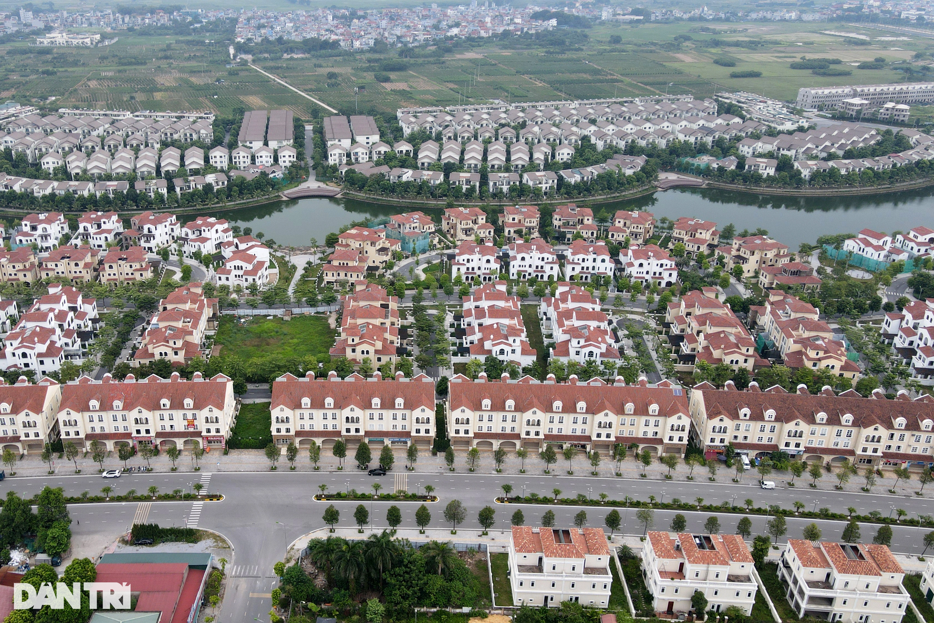 Nhìn lại 2022: Nóng - lạnh thị trường bất động sản - 1 Nhìn lại 2022: Nóng - lạnh thị trường bất động sản - 1