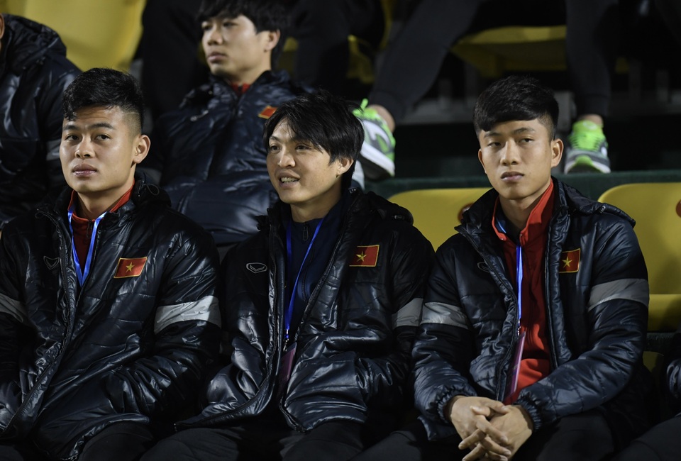 Tuyển Việt Nam 3-2 U22 Việt Nam: Văn Quyết, Đức Chinh ghi bàn - 29 Tuyển Việt Nam 3-2 U22 Việt Nam: Văn Quyết, Đức Chinh ghi bàn - 29