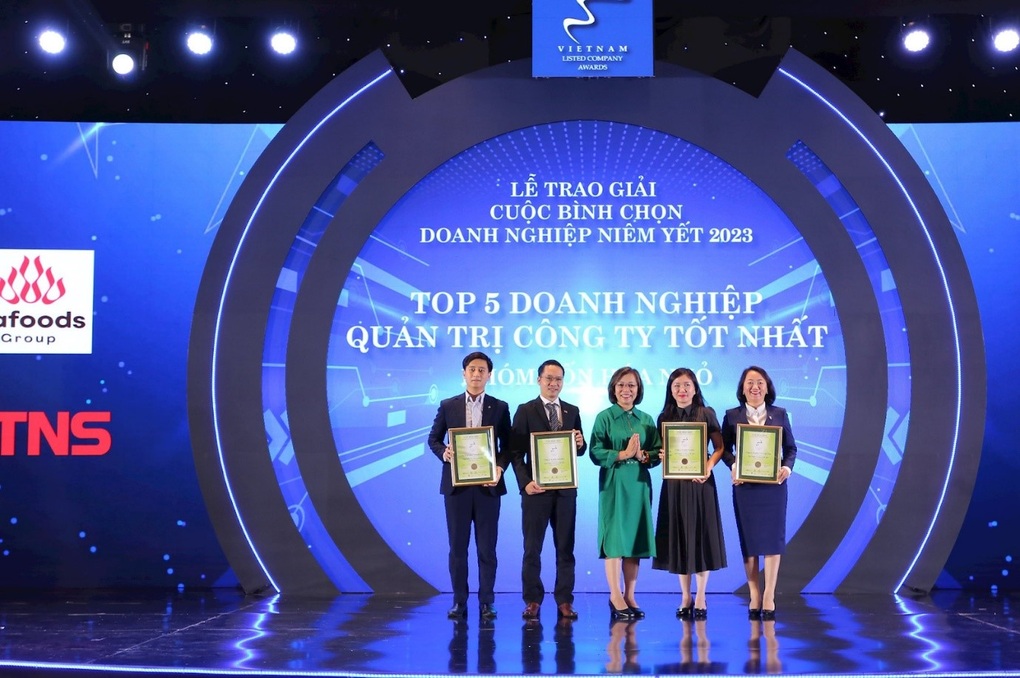 TNS Holdings đầu tư cho con người, nâng cao chất lượng dịch vụ - 1 TNS Holdings đầu tư cho con người, nâng cao chất lượng dịch vụ - 1