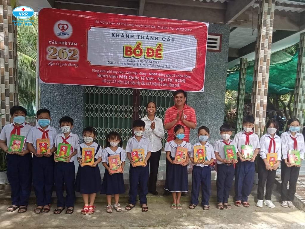 Phòng khám Đa khoa Quốc tế Việt - Nga xây cầu, khám bệnh miễn phí cho người dân - 3 Phòng khám Đa khoa Quốc tế Việt - Nga xây cầu, khám bệnh miễn phí cho người dân - 3