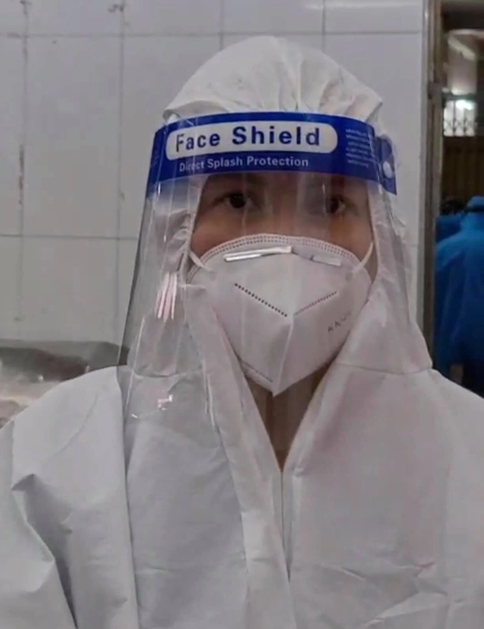 Việt Hương tất tả lúc nửa đêm giúp Bình Tinh lo tang lễ cho mẹ Bạch Mai - 9