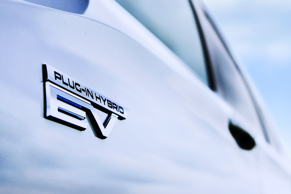 Mitsubishi Outlander PHEV 2022 lộ diện trước ngày ra mắt - 5 Mitsubishi Outlander PHEV 2022 lộ diện trước ngày ra mắt - 5