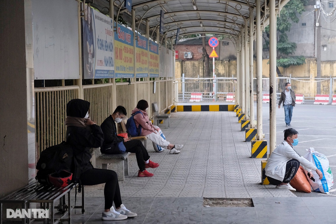 Đường vành đai 3 ùn tắc khi người dân đổ về Hà Nội trong ngày cuối nghỉ Tết - 15 Đường vành đai 3 ùn tắc khi người dân đổ về Hà Nội trong ngày cuối nghỉ Tết - 15