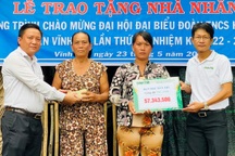 "Nhờ bạn đọc Dân trí giúp đỡ, gia đình tôi có điều kiện xây nhà mới rồi!"