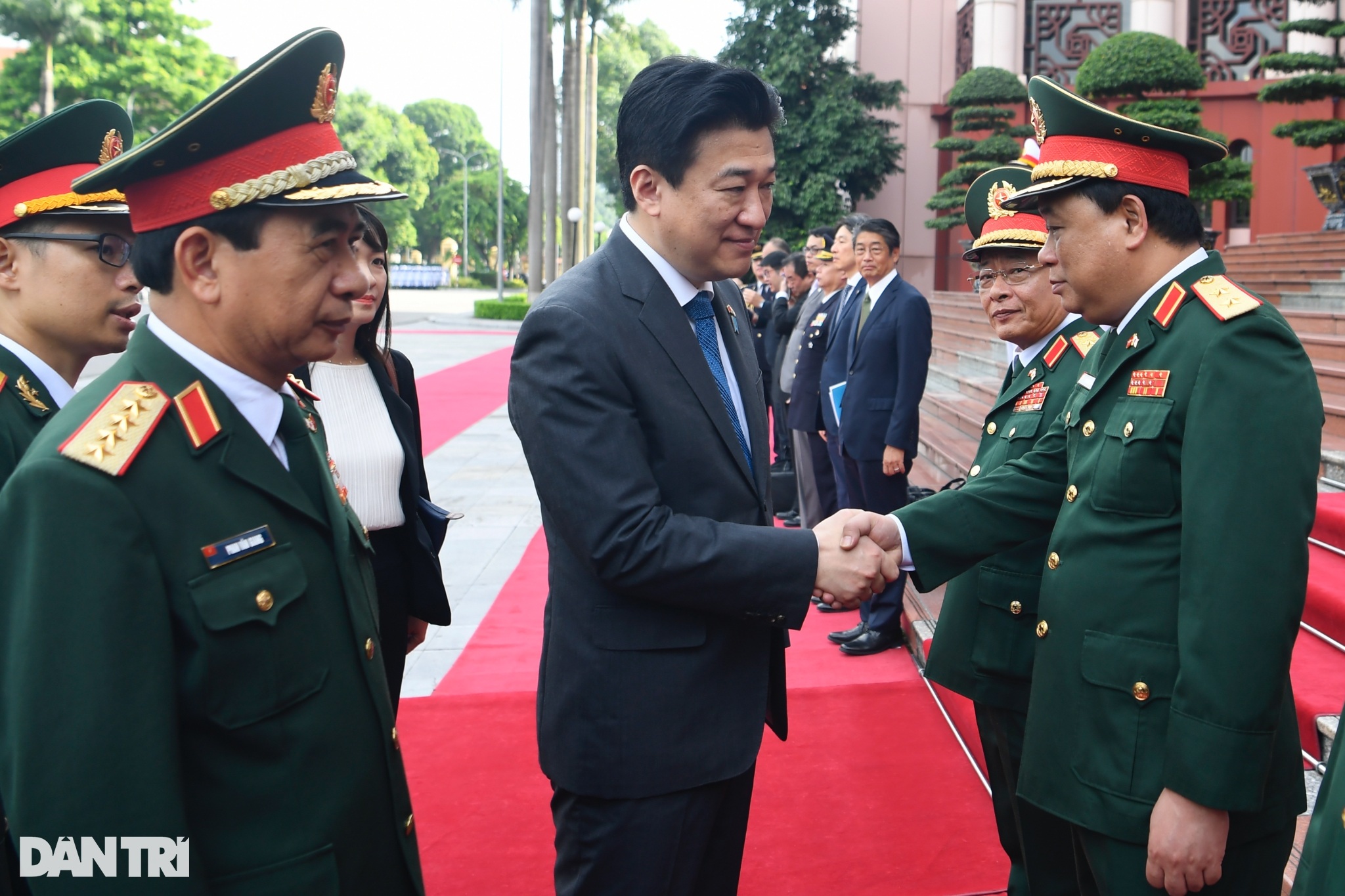 View - Đại tướng Phan Văn Giang chủ trì lễ đón Bộ trưởng Bộ Quốc phòng Nhật Bản | Báo Dân trí