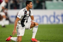 C.Ronaldo kiến tạo, Juventus thắng chóng vánh