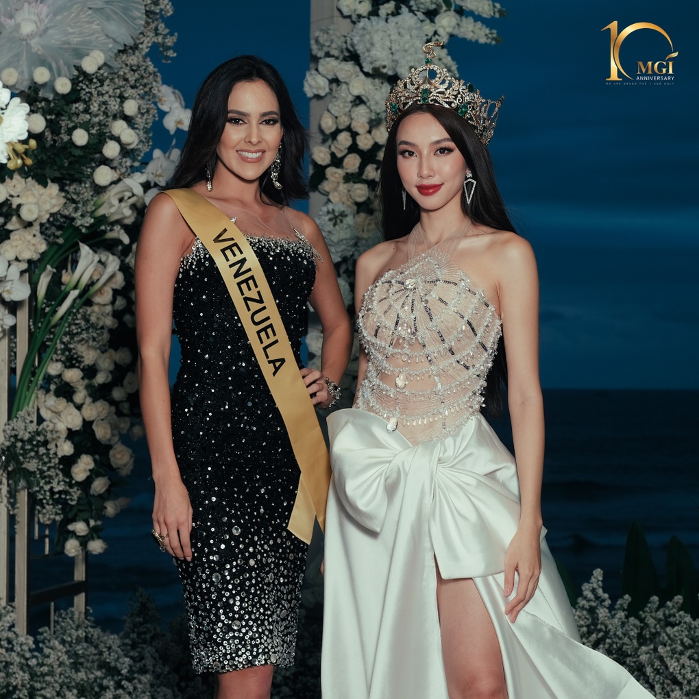 Thiên Ân, Thùy Tiên chung khung hình tại Miss Grand International 2022 - 9 Thiên Ân, Thùy Tiên chung khung hình tại Miss Grand International 2022 - 9