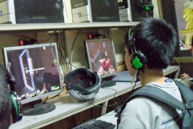 Hơn 100 đại lý internet gần trường học vẫn lén lút hoạt động