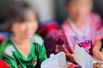 5 mã bỏ rơi "ảo" tại cùng 1 điểm trường, nhà hảo tâm Nuôi em bức xúc