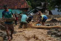 Bản nghèo xác xơ khi hứng 2 trận lũ trong 7 ngày