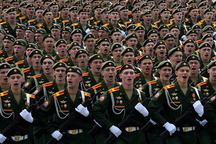 Ukraine: Nga âm thầm huy động thêm lực lượng ở bán đảo Crimea