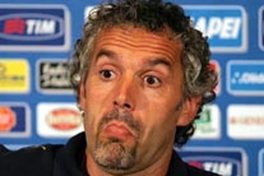 Donadoni: “Tất cả hướng đến Scotland”