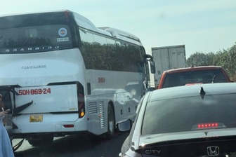 7 ô tô tông liên hoàn trên cao tốc Phan Thiết - Dầu Giây