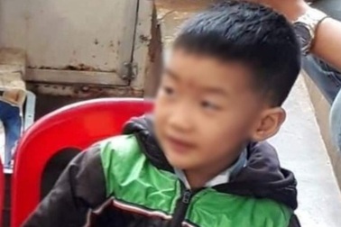 Bé trai lớp 1 đột ngột mất liên lạc đã trở về nhà an toàn
