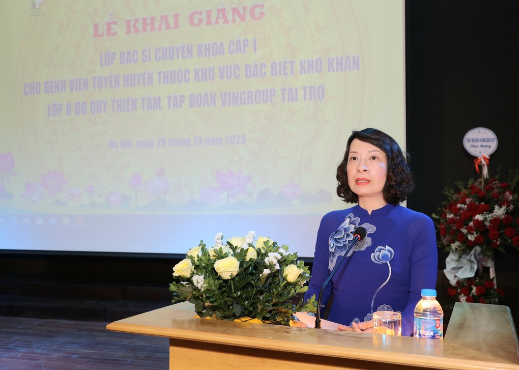 Cần thêm 72.000 bác sĩ trong giai đoạn 2021-2030 - 1 Cần thêm 72.000 bác sĩ trong giai đoạn 2021-2030 - 1