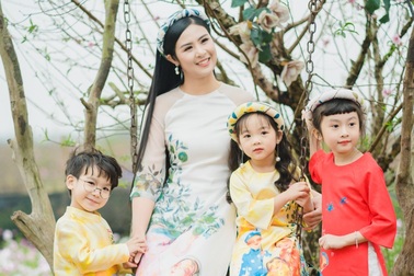 Hoa hậu Ngọc Hân: “Tết năm nào Hân cũng bị giục lấy chồng”