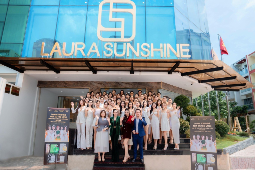 Laura Sunshine đồng hành cùng dàn thí sinh Miss Grand Vietnam 2022 chinh phục vương miện - 1 Laura Sunshine đồng hành cùng dàn thí sinh Miss Grand Vietnam 2022 chinh phục vương miện - 1