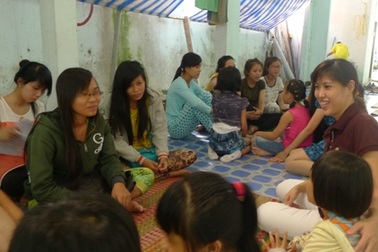 Gặp vợ chồng giảng viên cưu mang hàng ngàn sĩ tử