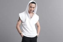 Sau "Đào, phở và piano", Doãn Quốc Đam hóa thợ xăm trên phim Việt giờ vàng