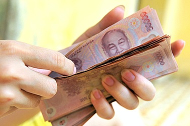 Lo “gánh nặng” quỹ bảo hiểm, công đoàn, doanh nghiệp xin dừng tăng lương tối thiểu