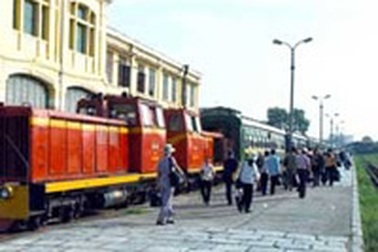 Tàu đến chậm, khách được bồi thường