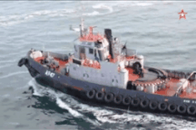 Cận cảnh màn rượt đuổi của tàu chiến Nga và Ukraine