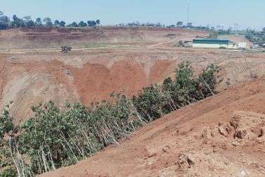 Xử phạt doanh nghiệp san phẳng cả quả đồi để phân lô bán nền