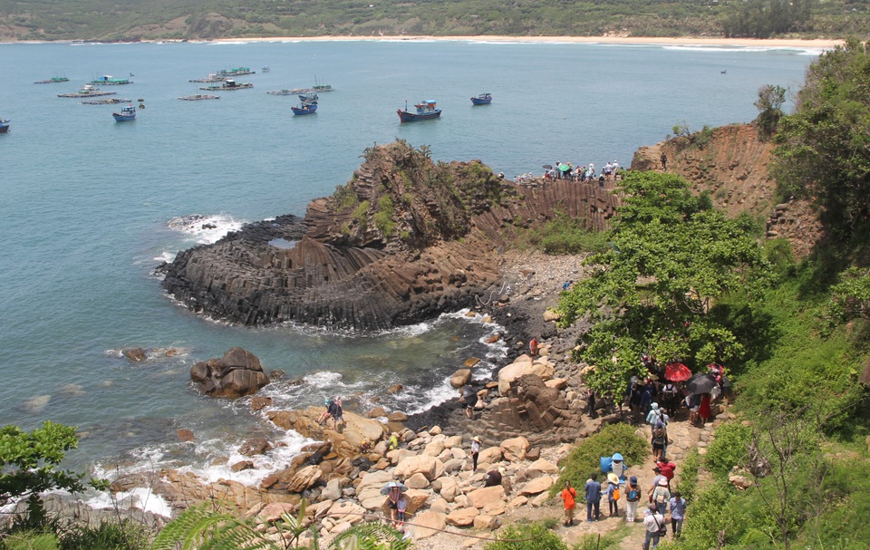 Phú Yên: Đảm bảo an toàn khi du khách đến tham quan, du lịch - 6 Phú Yên: Đảm bảo an toàn khi du khách đến tham quan, du lịch - 6