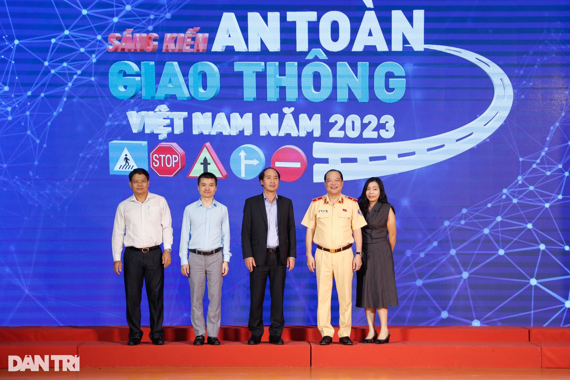 Chương trình Sáng kiến An toàn Giao thông lan tỏa thông điệp tới thế hệ trẻ - 1 Chương trình Sáng kiến An toàn Giao thông lan tỏa thông điệp tới thế hệ trẻ - 1